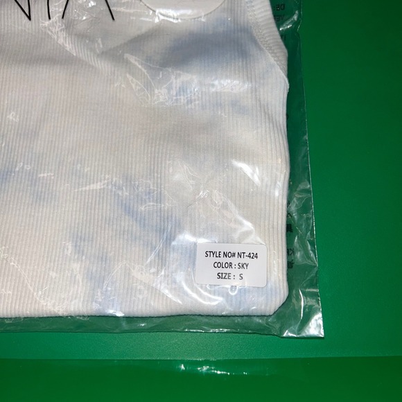 NIA The Brand Women White Blue Tie Dye Ribbed Cropped Tank Top New Size S - Picture 5 of 5